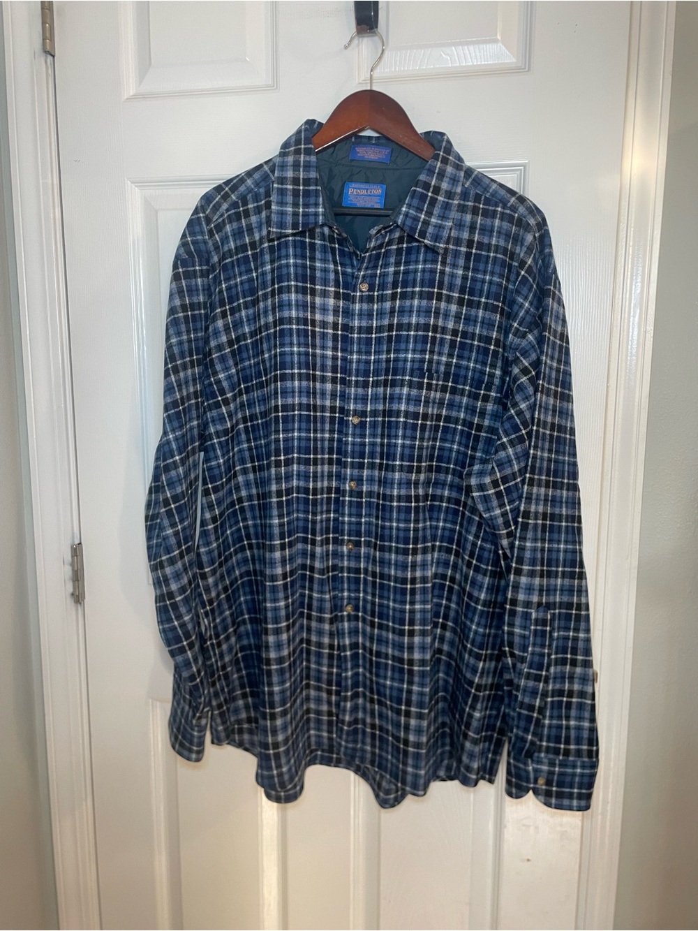 Pendleton Men’s XXL Blue Plaid 100% Virgin Wool Flannel Shirt